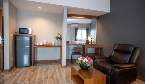 Suite with City View