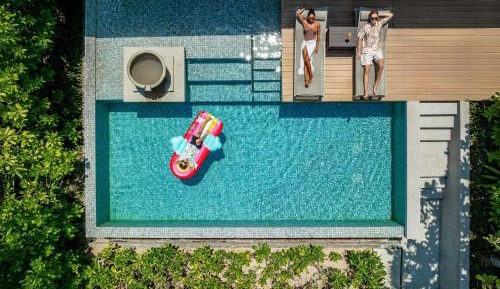One-Bedroom Pool Villa - Beach Front