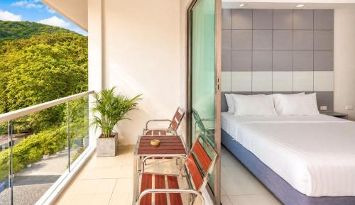 Grand Deluxe Sea View