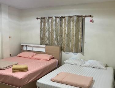 Quadruple Room with Private Bathroom