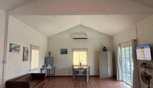 One-Bedroom Villa