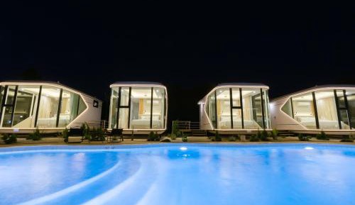 King Room with Pool View