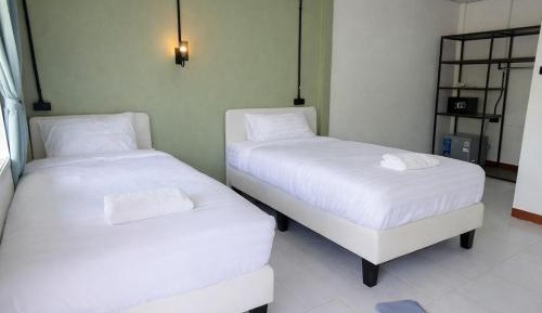 Twin Room with Mountain View