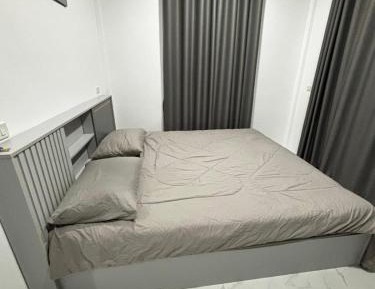 Deluxe Studio