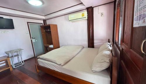 One-Bedroom Chalet