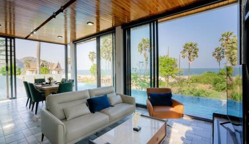 Villa - Beach Front
