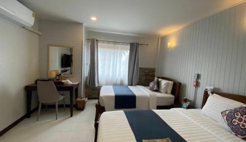 Twin Room with View