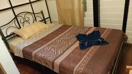 Single Room with Fan and Shared Bathroom