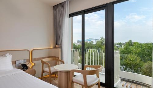 Superior King Room
