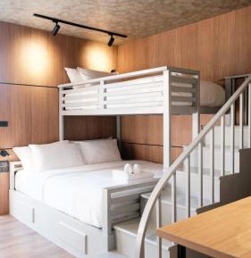King Room with Bunk Bed
