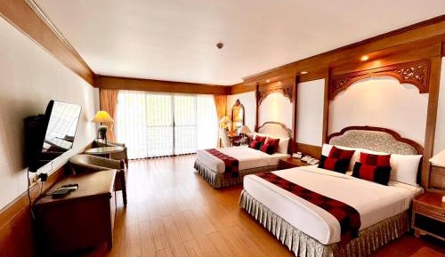 Quadruple Room with Balcony