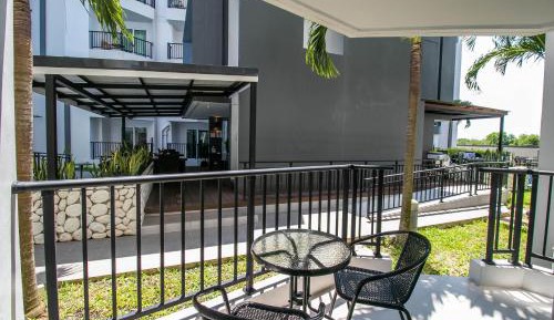 Double Room with Pool View