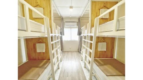 Bed in 8-Bed Mixed Dormitory Room