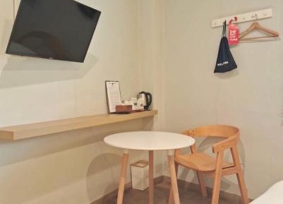 Superior King Room with Private Bathroom