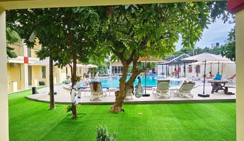 Deluxe Double or Twin Room with Pool Access