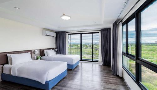 Junior Suite with Two Single Beds - Non-Smoking