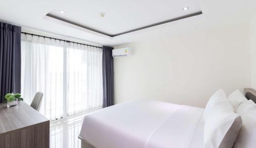 Two-Bedroom Family Room with Two Double Beds - Non-Smoking