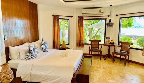 Family Room with Sea View