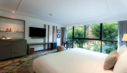 Mountain View Room