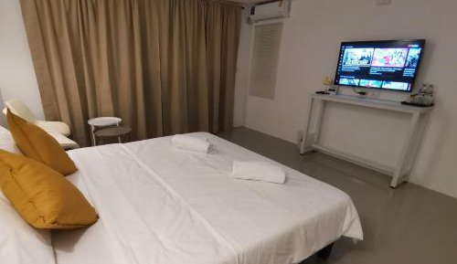 Standard King Room