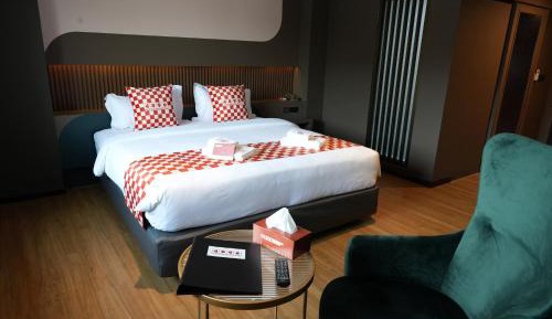 Standard King Room