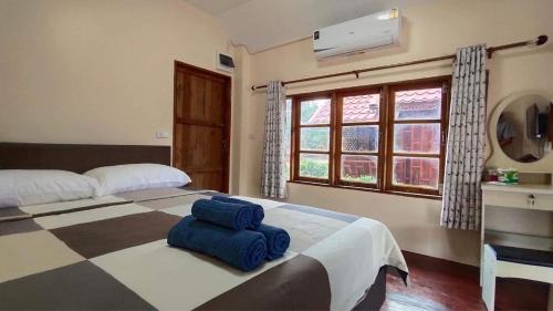 Quadruple Room with Terrace