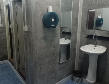 Standard Twin Room with Shared Bathroom
