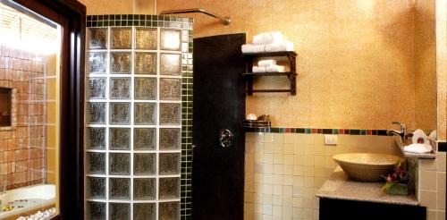 Deluxe Double or Twin Room with Spa Bath