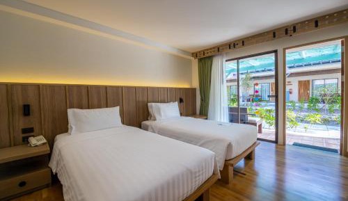 Deluxe Double or Twin Room
