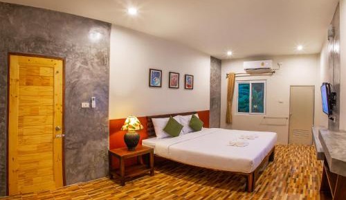 King Room with Mountain View