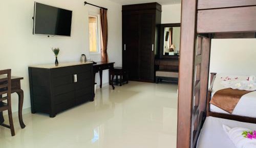 Grand Deluxe Family Suite