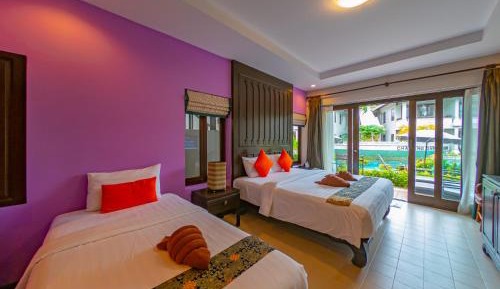Superior Triple Room with Pool View