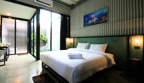 Deluxe Single Room