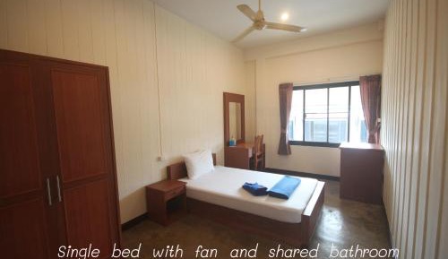 Single Room with Fan and Shared Bathroom