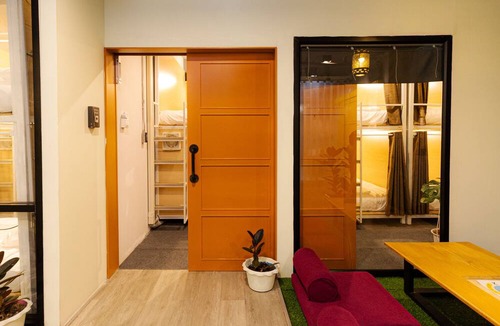 Talat Yot Hostel | Khaosan Social Capsule Bangkok - Adult Only - Hostel