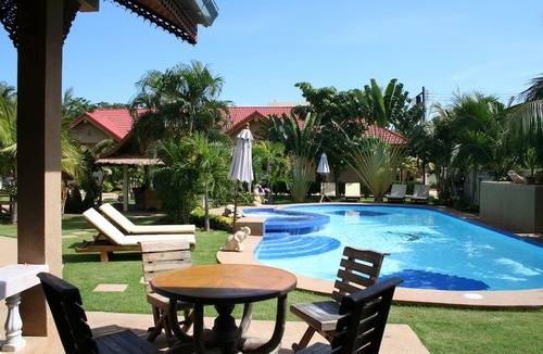 Sam Roi Yot Hotel | Long Beach Inn