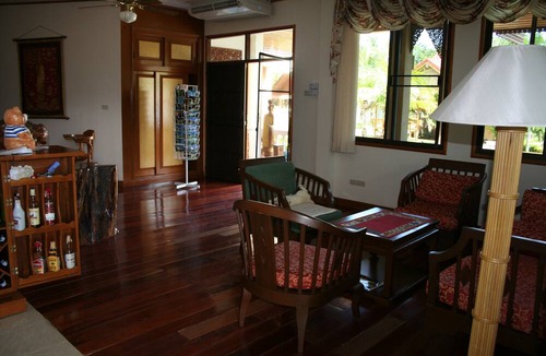 Sam Roi Yot Hotel | Long Beach Inn