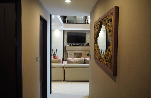 Khlong Toei Nuea Condo | 7B 5 Bedrooms Penthouse Downtown Serviced Apartment with shared Pool