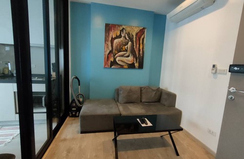Central Pattaya Condo | The Base Central Pattaya - 1 bdr Condo with pool