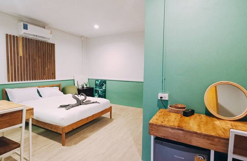 Huai Prik Bed & Breakfast | Lake Camp Resort