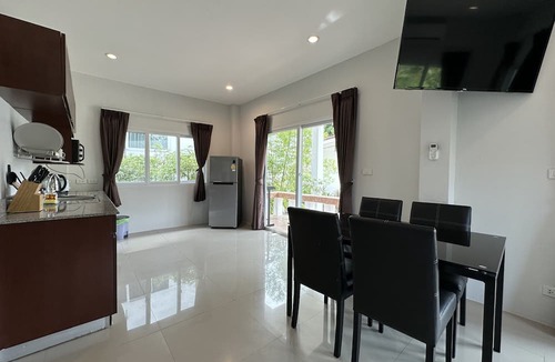 Haad Pleayleam Hotel | Naiwok Hills