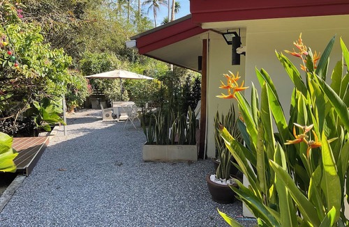 Khanom Hotel | Baan Sabai Guesthouse
