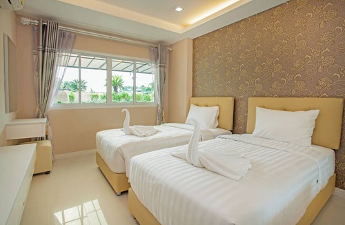 Nong Prue Hotel | Royal Grand Pattaya
