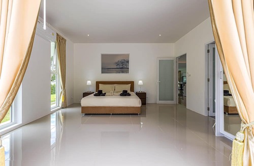 Khao Tao Villa | Amazing 6 Bedroom Pool Villa ED60