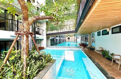 Si Sunthon Hotel | Tour De Phuket Hotel