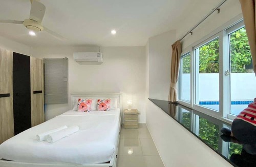 Chalong Villa | Star Private Pool Villa 2 Bedrooms
