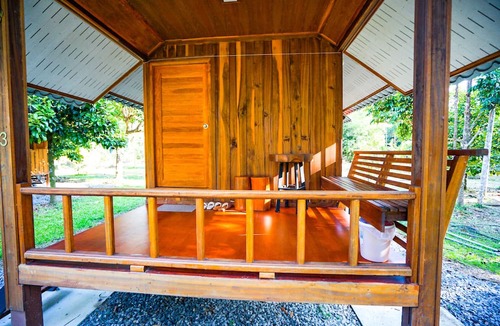 Lan Saka Hotel | Talaungjit Resort & Garden