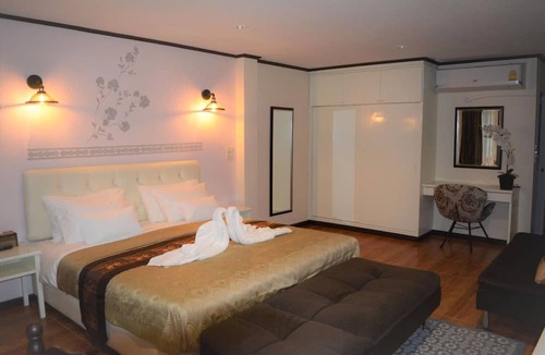 Bang Phlat Hotel | Cana Boutique Hotel