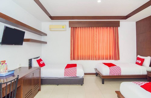 Khlong Wan Hotel | OYO 561 Kor Wanburi