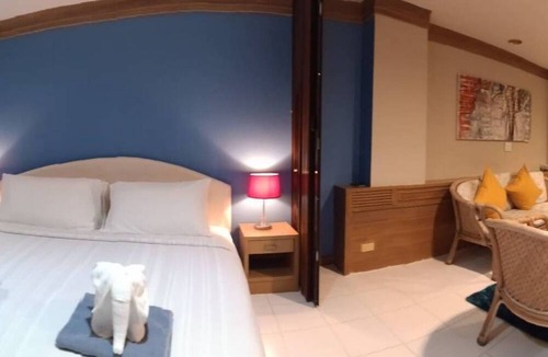 Nanai Road Apartment | Patong Beach Resort Olympic Size Pool Gym Spa